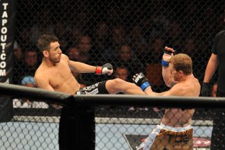 ufc-118-pelea-3_323x216