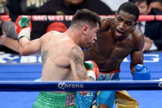 Photo of Adrien Broner derrota a Carlos Molina-Video