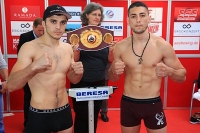Photo of Guga y Sthal listos y en peso . Campeonato Mundial Junior del peso Supermedio WBO.
