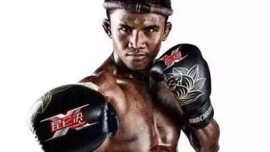 Photo of Buakaw firma con Kunlun Fight