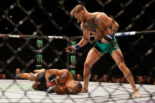 Aldo-a-los-pies-de-Mc-Gregor