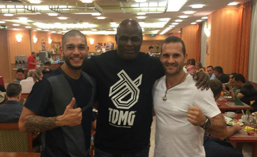 kike-boxing-ernesto-hoost-vs-jose-luis-castillo