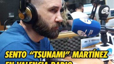 Photo of Sento «Tsunami» Martínez en la radio con Ramón Palomar