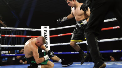 Photo of MIRA cómo José Zepeda golpea brutalmente a Ivan Baranchyk