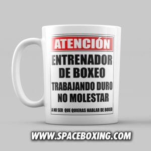 ATENCIÓN ENTRENADOR DE BOXEO TRABAJANDO DURO